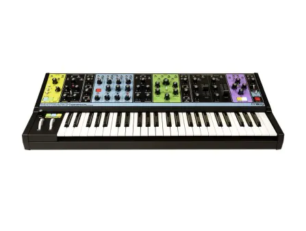Moog Matriarch Analog Paraphonic Synthesizer Moog Matriarch Analog Paraphonic Synthesizer