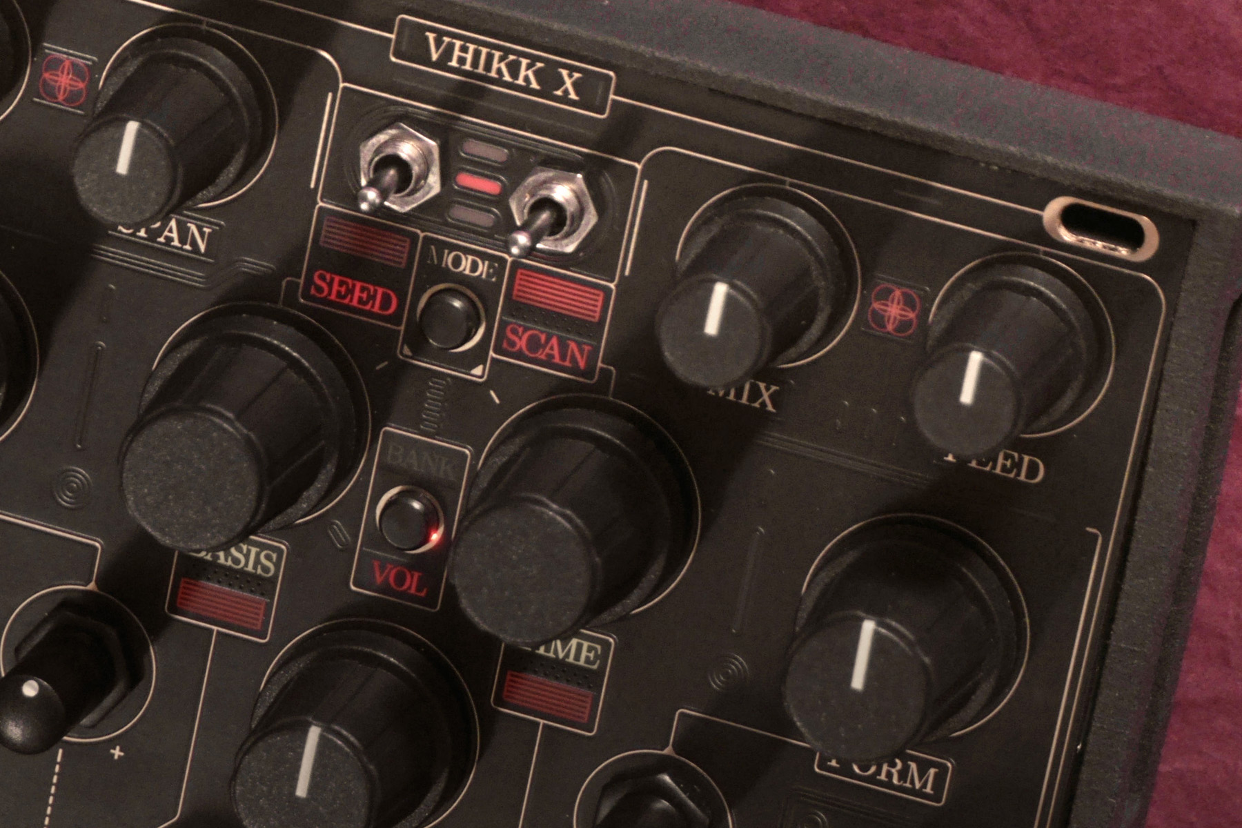 vhikk-1800x1200_1